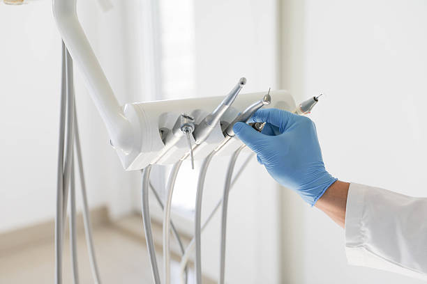 24/7 Emergency Tooth Extraction experts in Brooklyn, OH